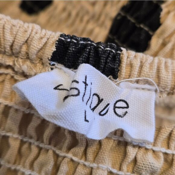 Vestique Tan And Black Polka Dot Crop Top - Picture 7 of 8